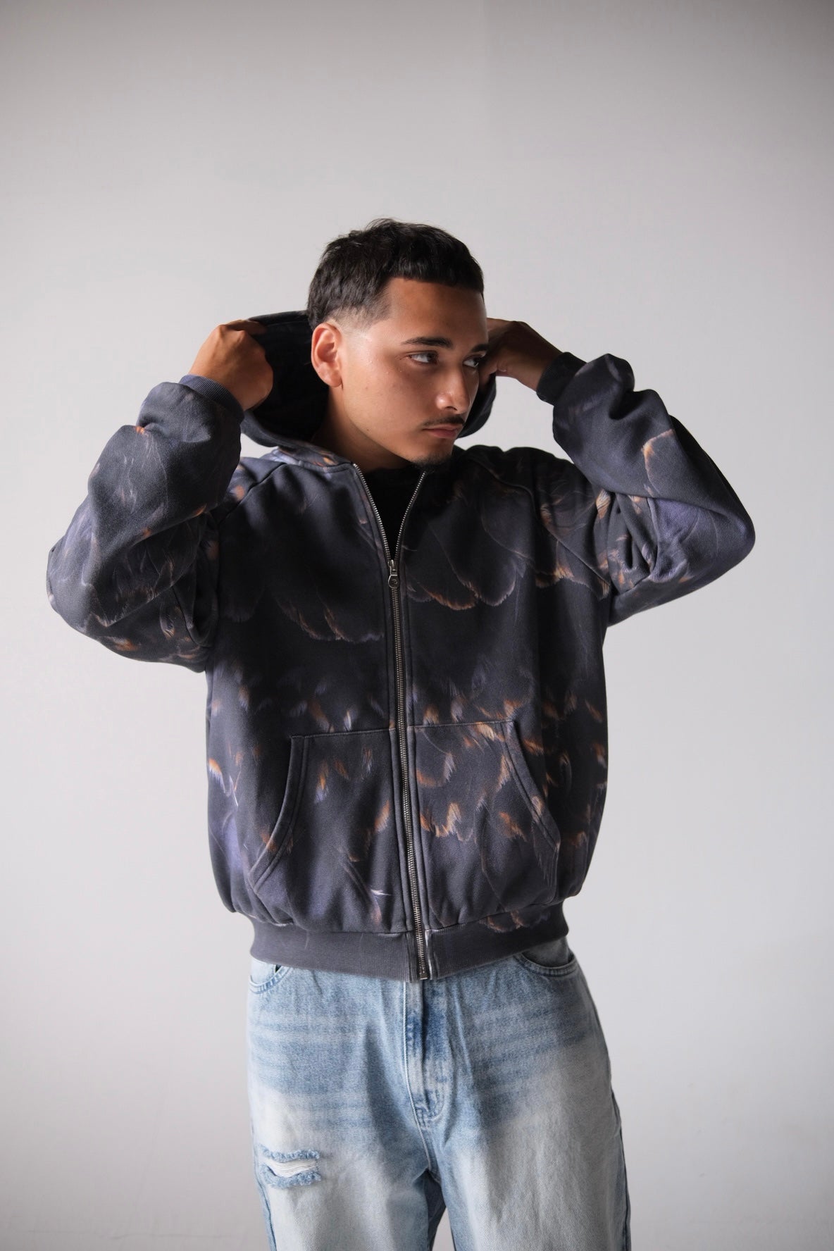 FEATHER ZIP UP HOODIE