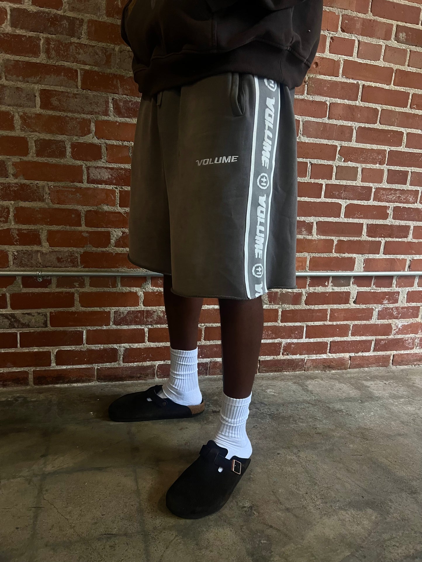 ALL PURPOSE SHORTS - DARK GREY