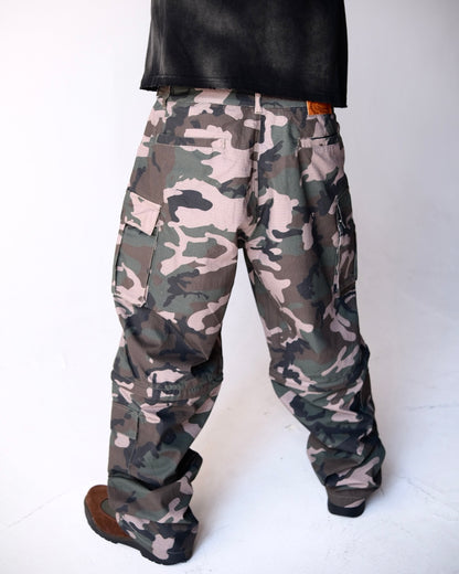 CONVERTIBLE CARGO PANTS/SHORTS