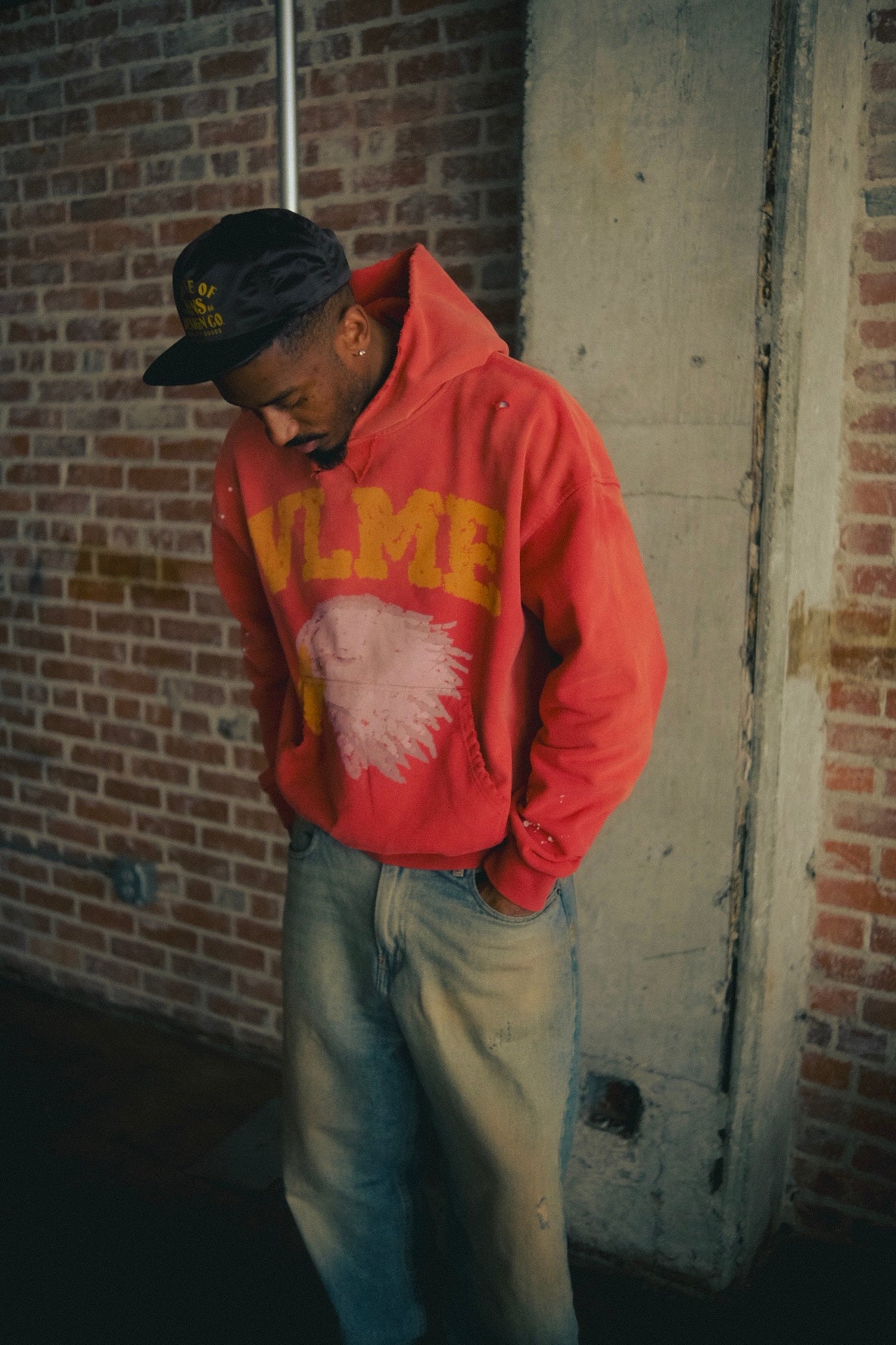 MASCOT HOODIE BRICK
