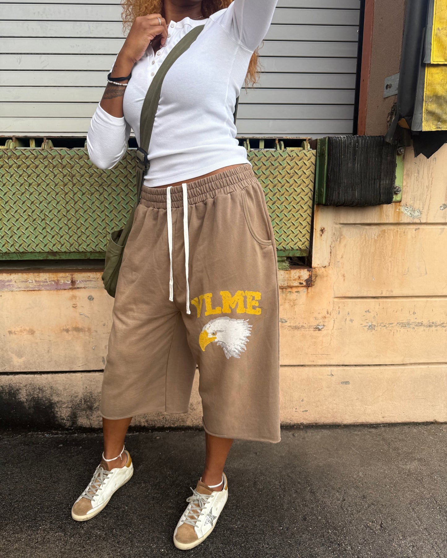 MASCOT SHORTS TAUPE