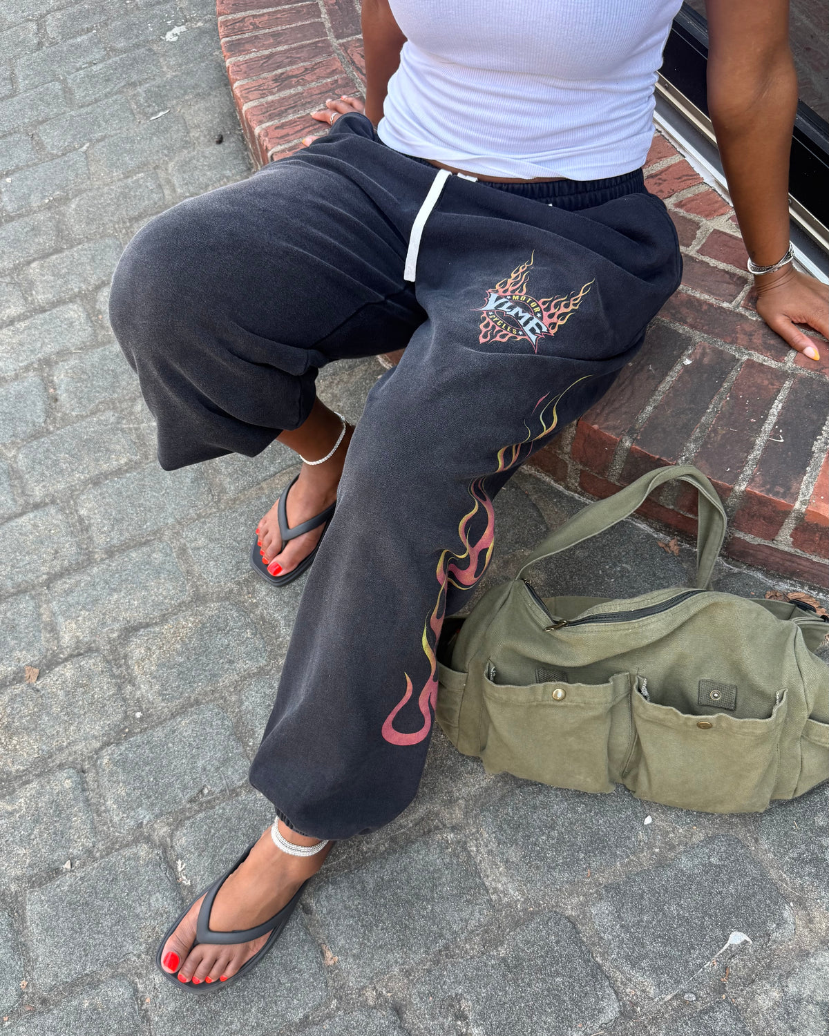 VOLUME RYDERS FLAME SWEATS