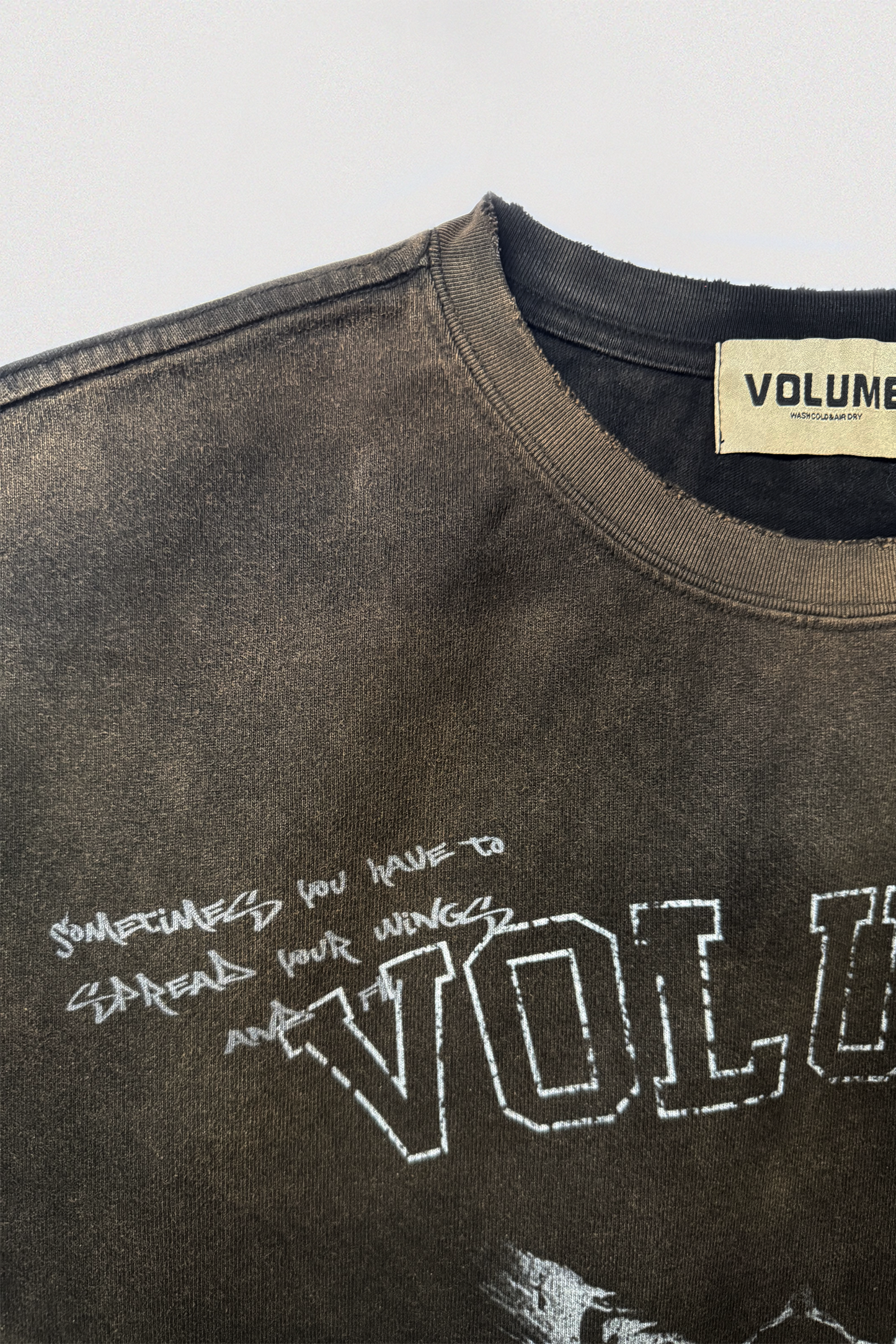 YEAR BOOK TEE - BLACK